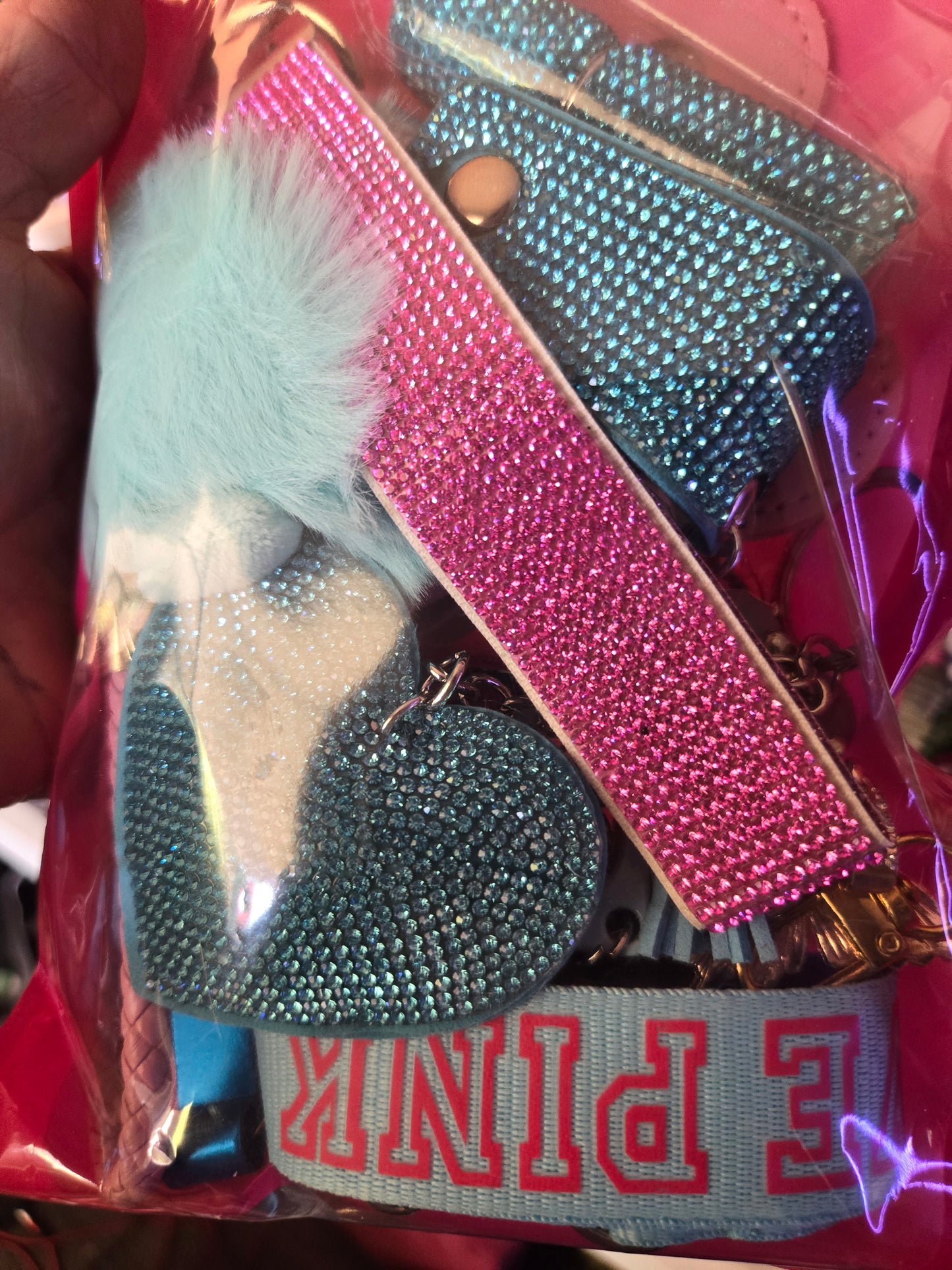 We Don't fit in' BLING KEYCHAIN SET. Includes bag pouch, LPINK Lanyard,  beaded bracelet, totals 15items plus LARGE LUGGAGE